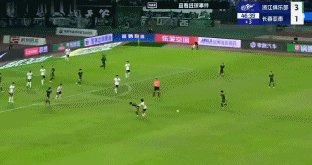 1746103690168028854.gif 陶强龙.gif